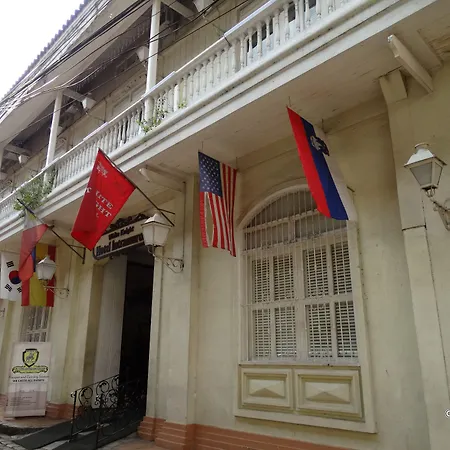 White Knight Hotel Intramuros