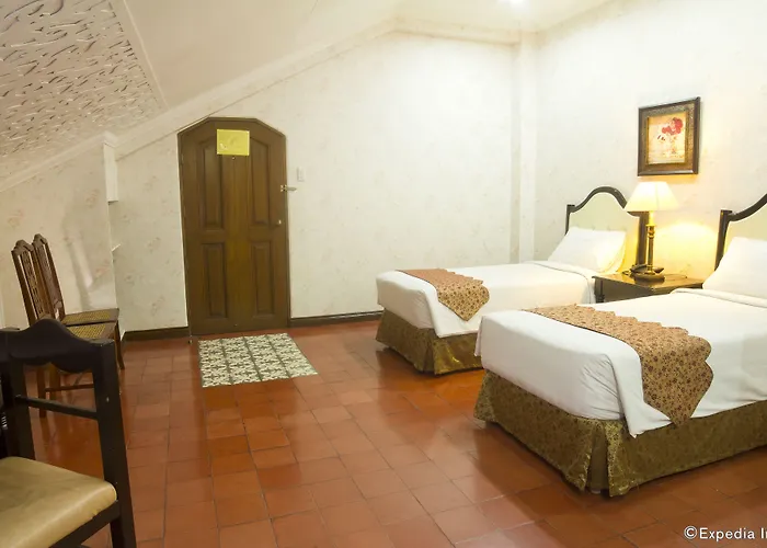 Hotel White Knight Intramuros Manila