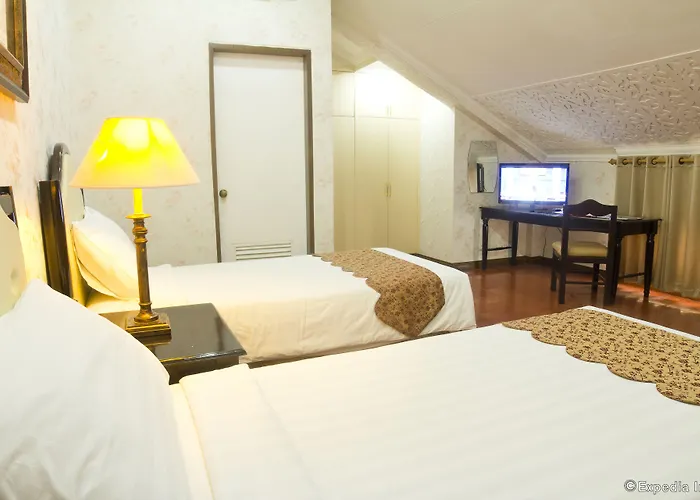 Hotel White Knight Intramuros