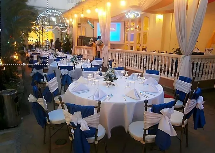 White Knight Intramuros Hotel