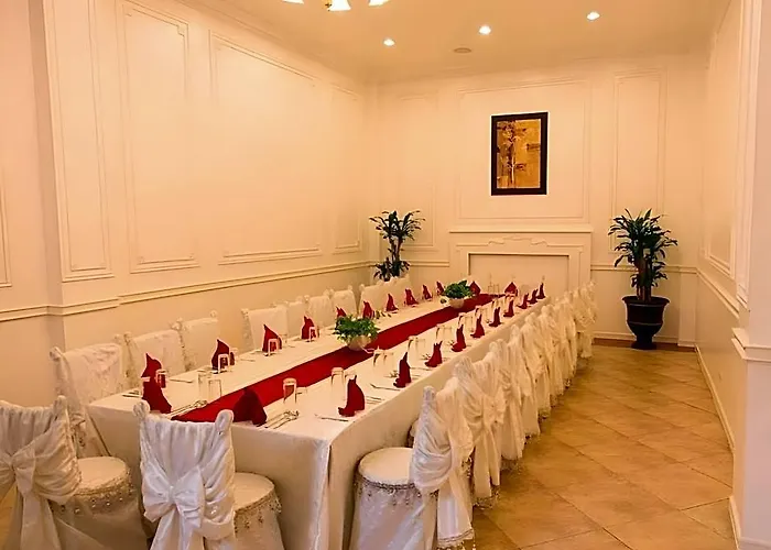White Knight Intramuros Hotel